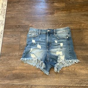 Kendall & Kylie The icon Jean shorts